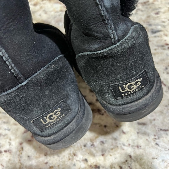 Ugg Black Bailey Button Triplet II Boot - Picture 4 of 9